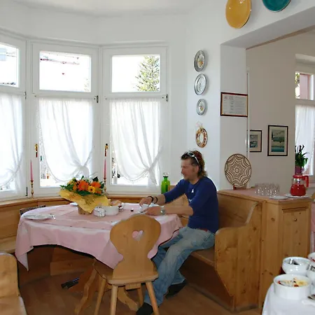 Oasi Hotel 2*