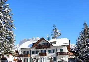 Hotell Oasi Cortina dʼAmpezzo
